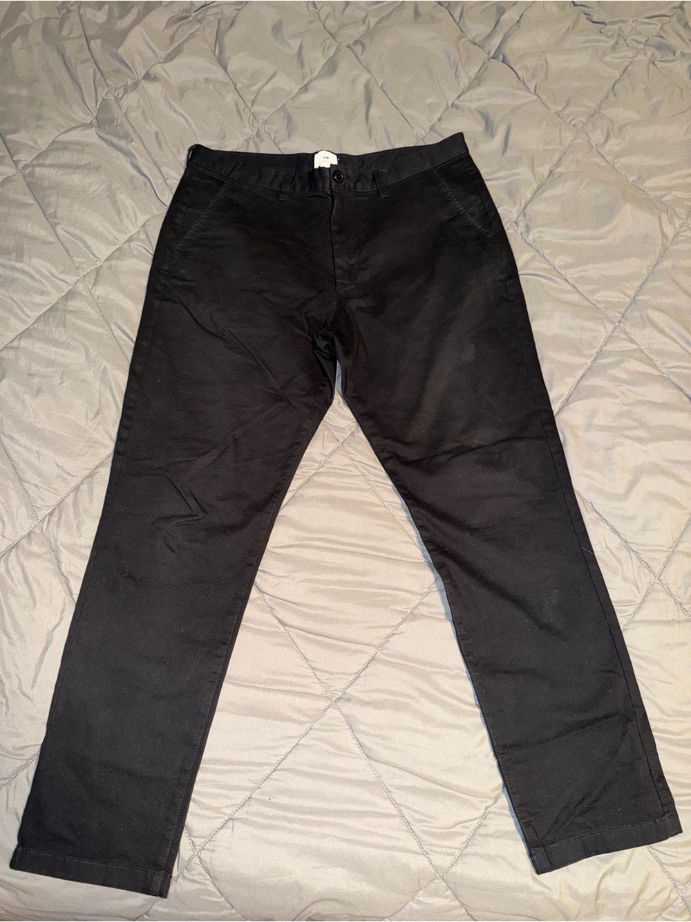 H&M Slim Fit Slim Pants in Black Waist 34/32